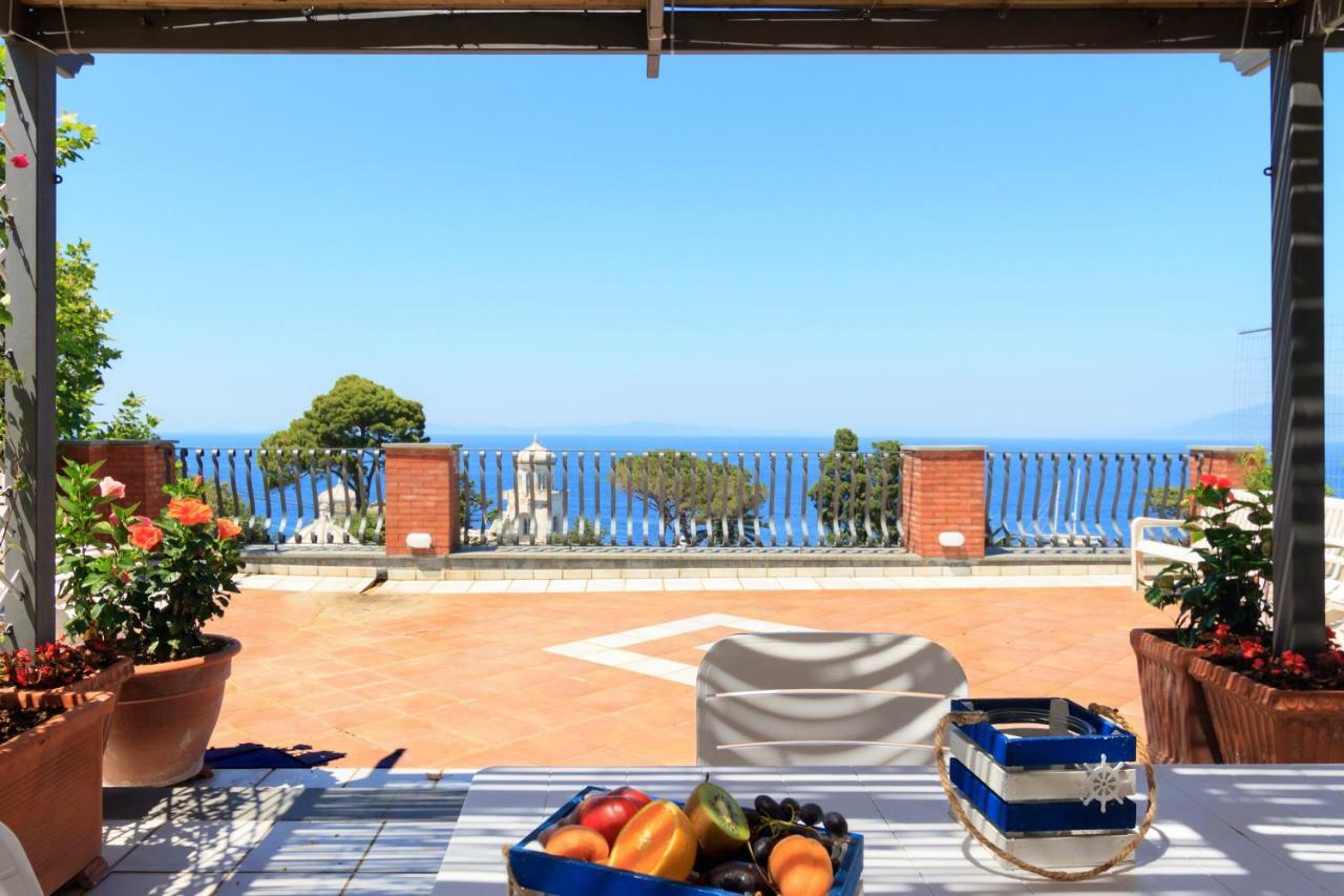Aquamarine Relaxing Capri Suites 外观 照片